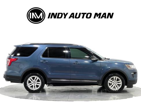 Used 2018 Ford Explorer XLT w/ Equipment Group 201A AWD/4WD image 3
