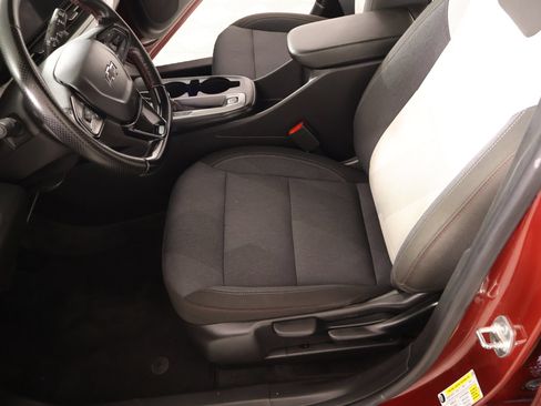 Used 2025 Chevrolet Trax RS w/ Driver Confidence Package FWD image 10