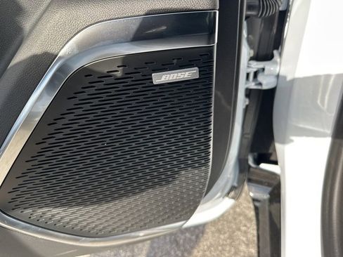 New 2026 Chevrolet Traverse RS image 11