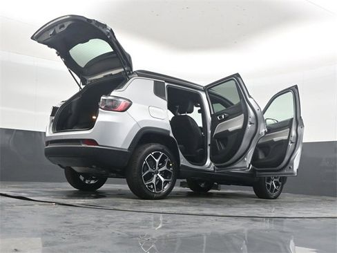 New 2026 Jeep Compass Limited image 50