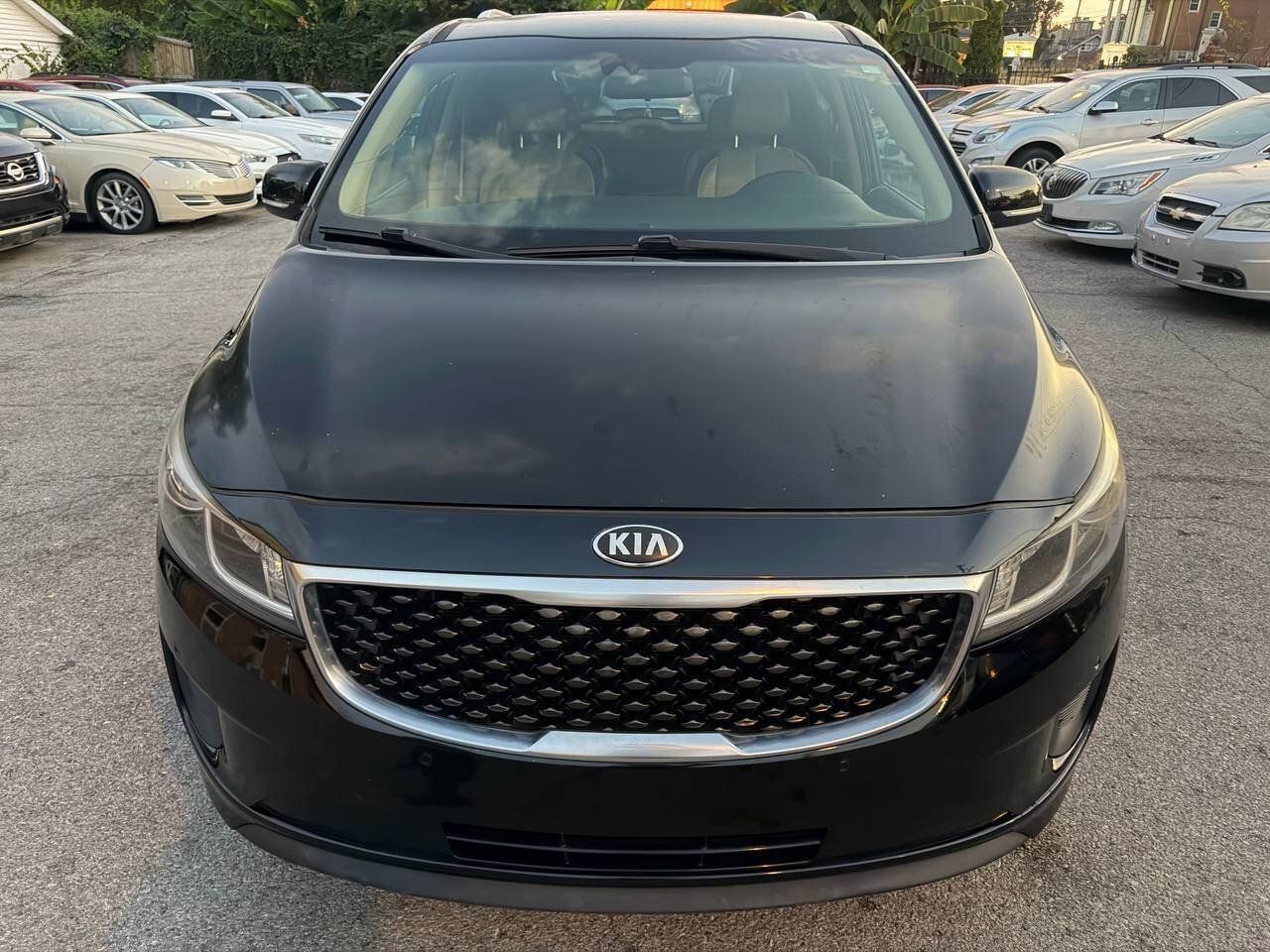 Used 2018 Kia Sedona LX FWD image 6
