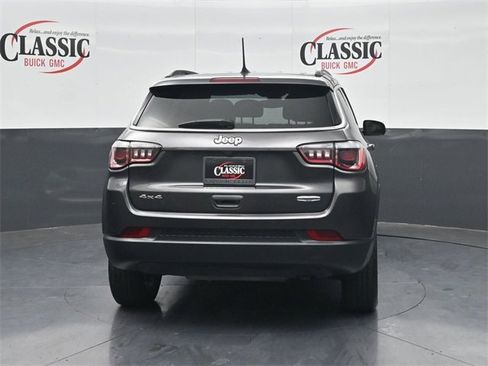 Used 2020 Jeep Compass Latitude w/ Cold Weather Group image 8