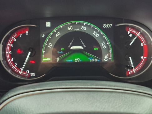 Certified 2025 Toyota RAV4 XLE Premium FWD image 17