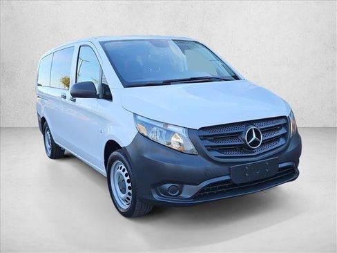 Used 2019 Mercedes-Benz Metris Worker image 3