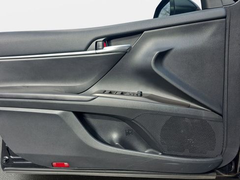 Used 2023 Toyota Camry SE image 26