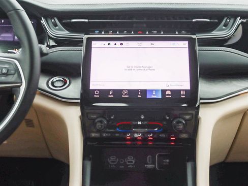 Used 2023 Jeep Grand Cherokee 4WD 4xe image 19