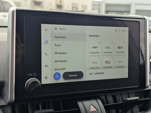 Used 2023 Toyota RAV4 XLE w/ Convenience Package image 22