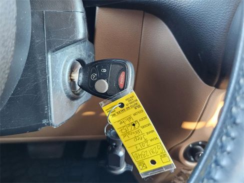 Used 2017 Jeep Wrangler Unlimited Sahara w/ Dual Top Group image 10