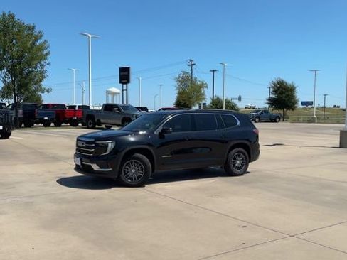 New 2025 GMC Acadia Elevation image 4