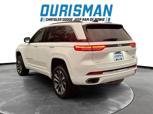 Used 2024 Jeep Grand Cherokee Overland image 4
