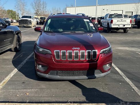 Used 2019 Jeep Cherokee Latitude Plus image 9