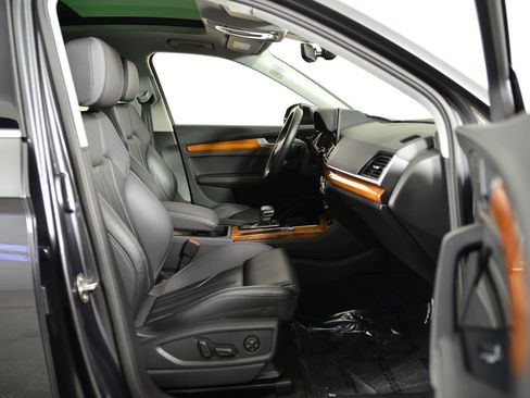 Certified 2023 Audi Q5 e Premium Plus w/ Premium Plus Package image 20