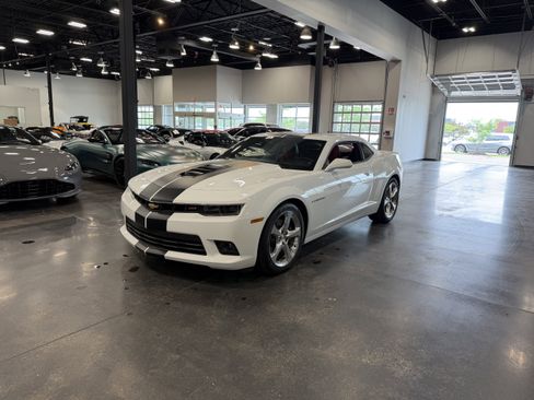 Used 2015 Chevrolet Camaro SS w/ RS Package RWD image 3