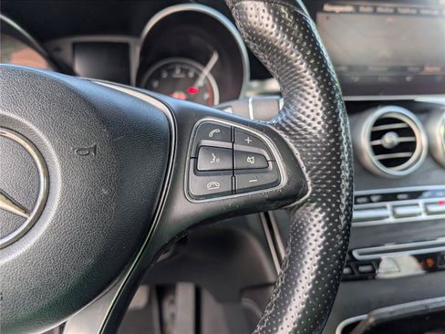 Used 2018 Mercedes-Benz GLC 300 4MATIC w/ Multimedia Package image 26