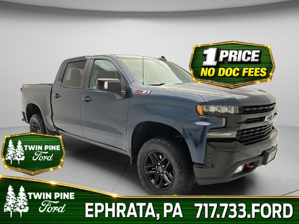 Used 2021 Chevrolet Silverado 1500 LT Trail Boss w/ Convenience Package II AWD/4WD image 1