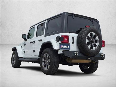 Used 2018 Jeep Wrangler Unlimited Sahara AWD/4WD image 7