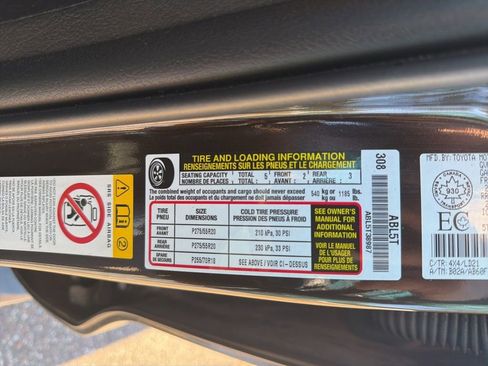 Used 2018 Toyota Tundra 1794 Edition AWD/4WD image 18