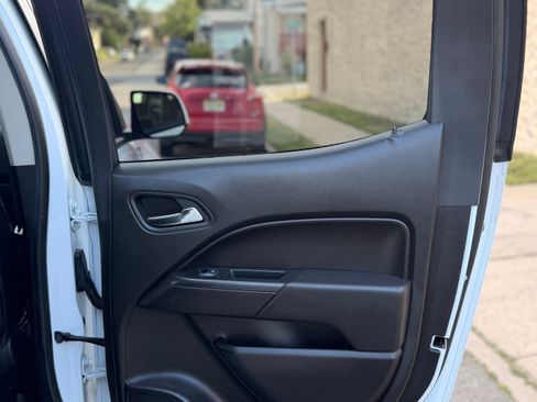 Used 2019 Chevrolet Colorado ZR2 AWD/4WD image 18
