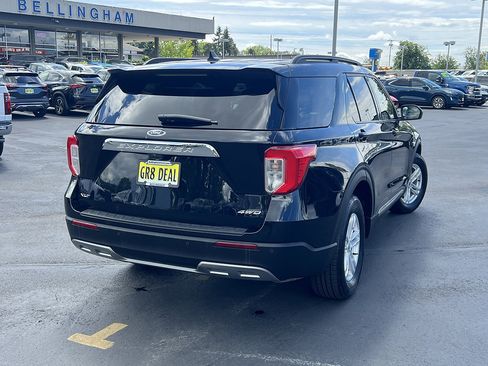 Certified 2023 Ford Explorer XLT w/ Equipment Group 202A AWD/4WD image 6