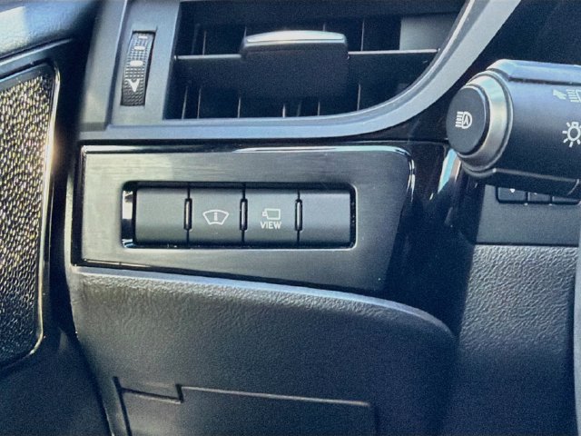 Used 2024 Lexus ES 350 Ultra Luxury w/ Accessory Package (Z2) FWD image 35
