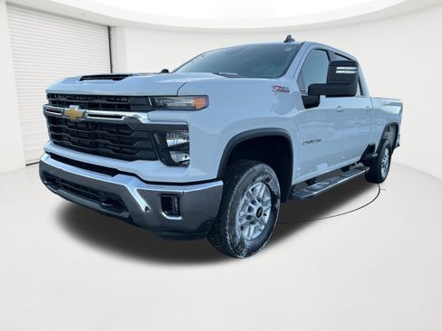 Certified 2024 Chevrolet Silverado 2500 LT w/ Convenience Package image 1