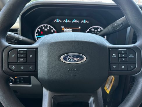 New 2026 Ford F250 XL w/ XL Chrome Package RWD image 20