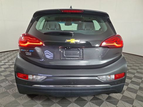 Used 2018 Chevrolet Bolt Premier w/ Driver Confidence II Package image 9