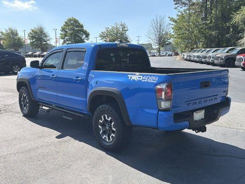 Used 2021 Toyota Tacoma TRD Off-Road w/ TRD Premium Off Road Package AWD/4WD image 5
