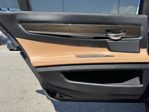 Used 2015 BMW 740Li RWD image 47