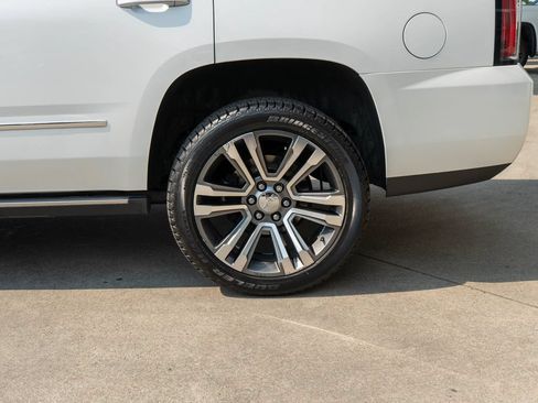 Used 2020 GMC Yukon Denali w/ Denali Ultimate Package AWD/4WD image 36