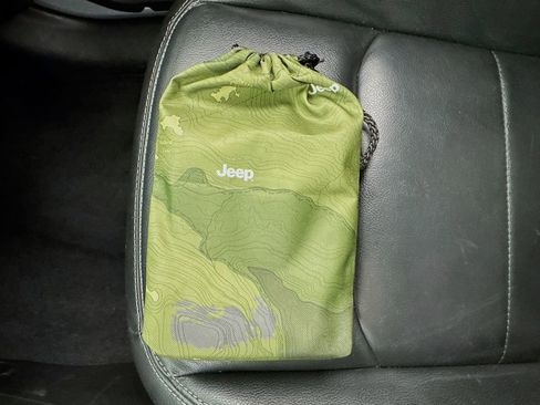 Used 2023 Jeep Wrangler Unlimited Sahara w/ Cold Weather Group image 46