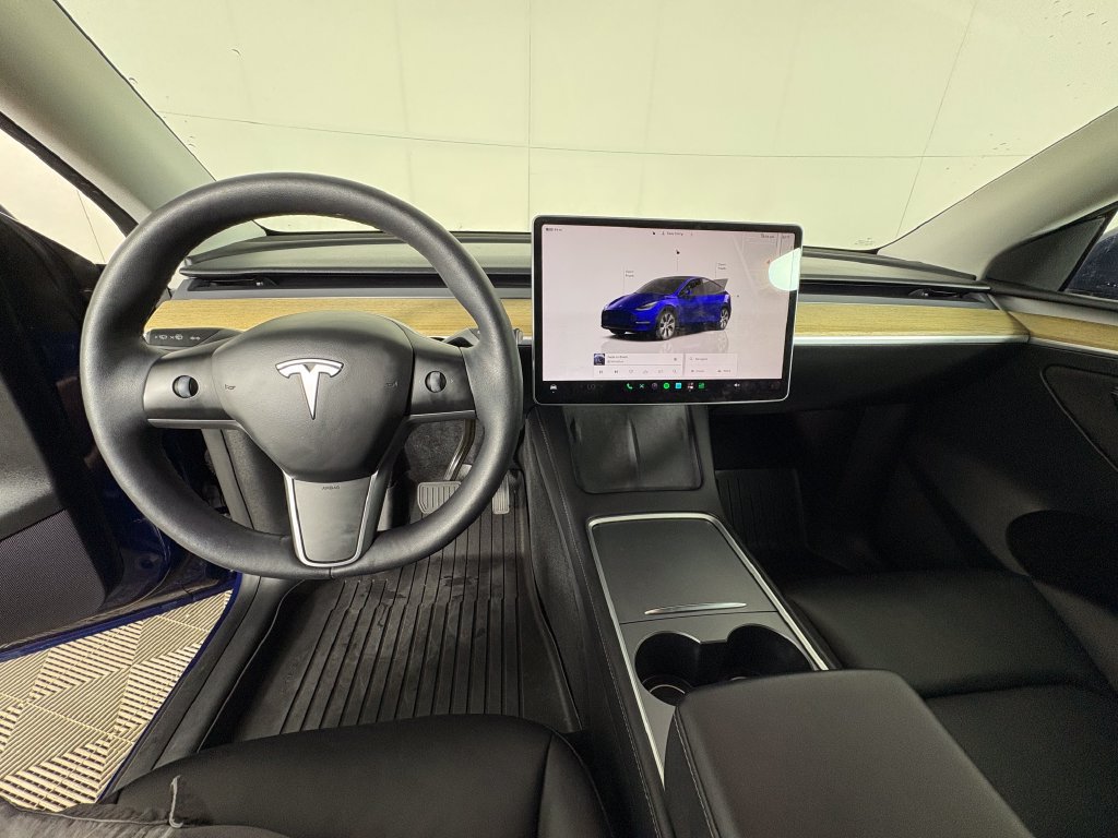 Used 2023 Tesla Model Y Long Range AWD/4WD image 7