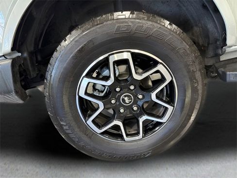 Used 2024 Ford Bronco Outer Banks image 34