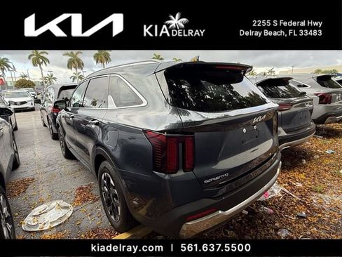 Certified 2024 Kia Sorento S w/ Panoramic Sunroof Package FWD image 8