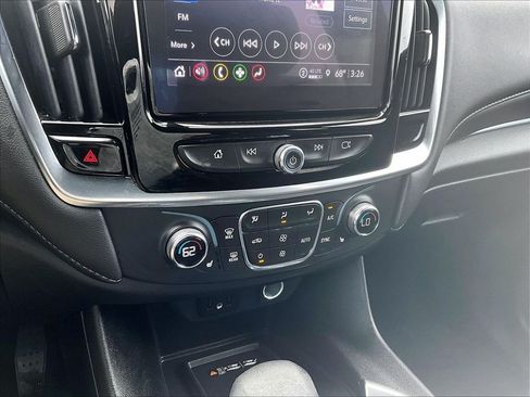 Used 2023 Chevrolet Traverse LT w/ Rear Camera Mirror Package AWD/4WD image 27