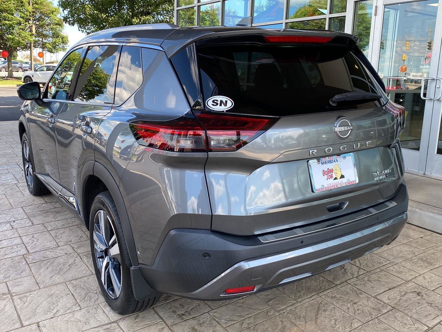 Certified 2023 Nissan Rogue SL w/ SL Premium Package AWD/4WD image 6