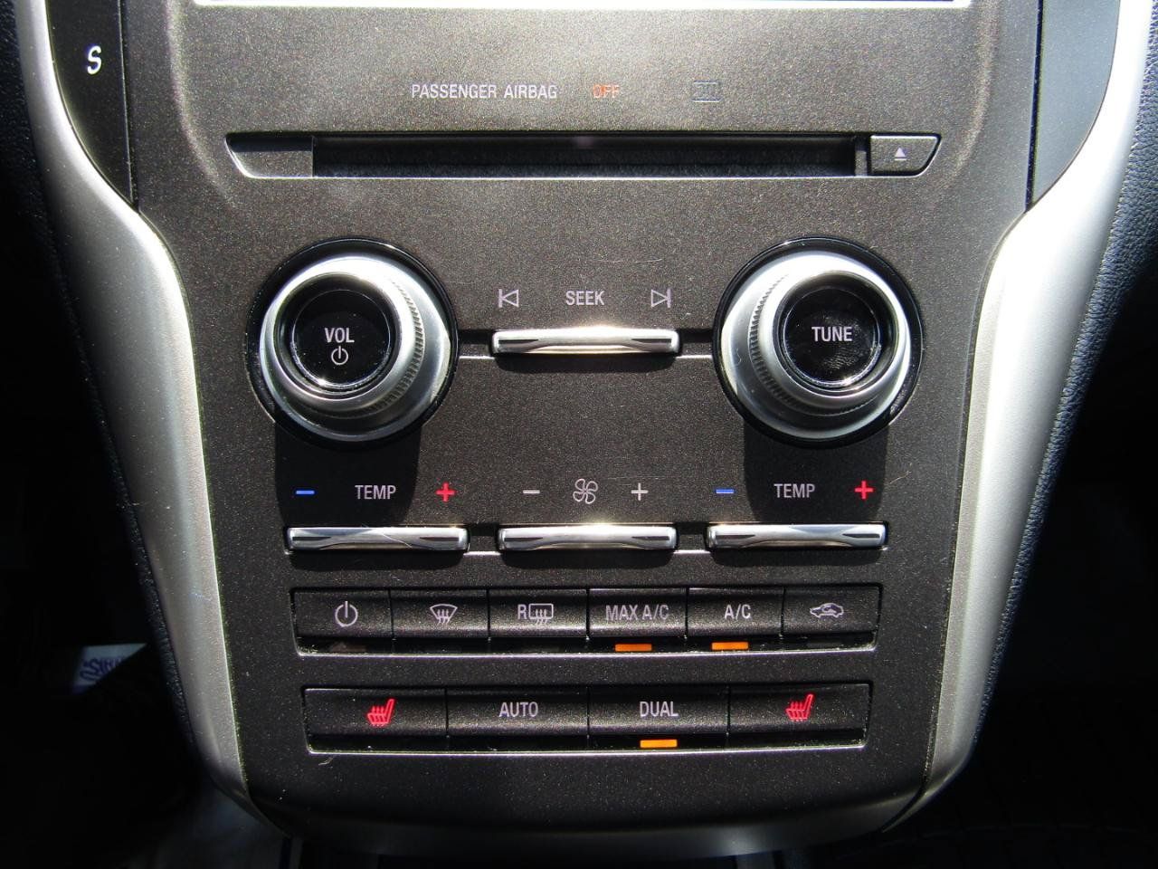 Used 2015 Lincoln MKC AWD w/ Equipment Group 101A Select image 17