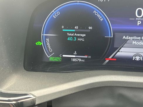 Used 2025 Toyota Camry XSE image 26