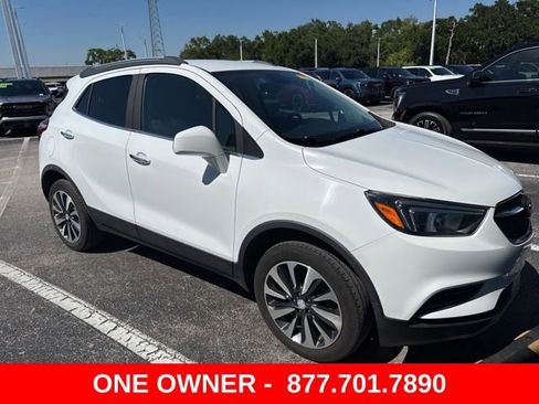 Used 2021 Buick Encore Preferred AWD/4WD image 1