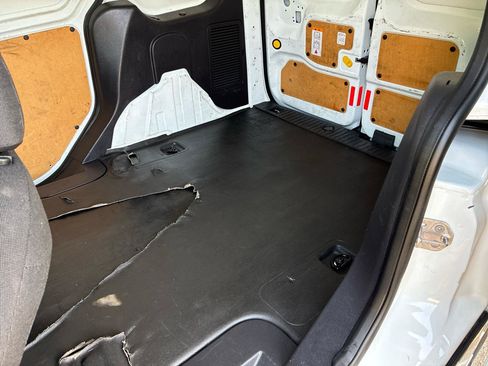Used 2015 Ford Transit Connect XL FWD image 22