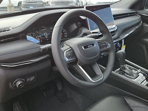 New 2026 Jeep Compass Latitude image 26