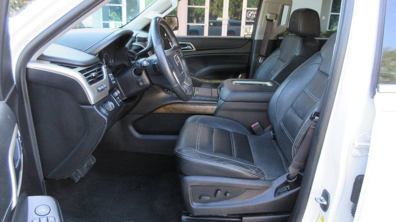 Used 2016 GMC Yukon XL Denali w/ Open Road Package RWD image 9