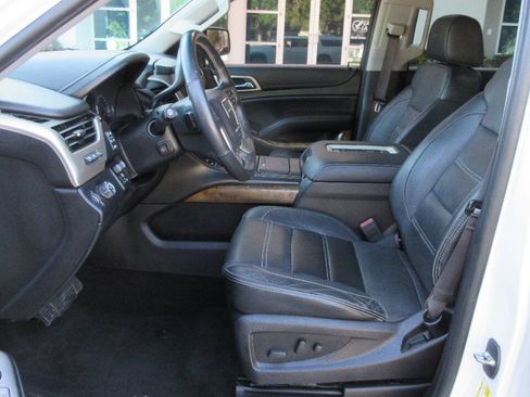 Used 2016 GMC Yukon XL Denali w/ Open Road Package RWD image 9