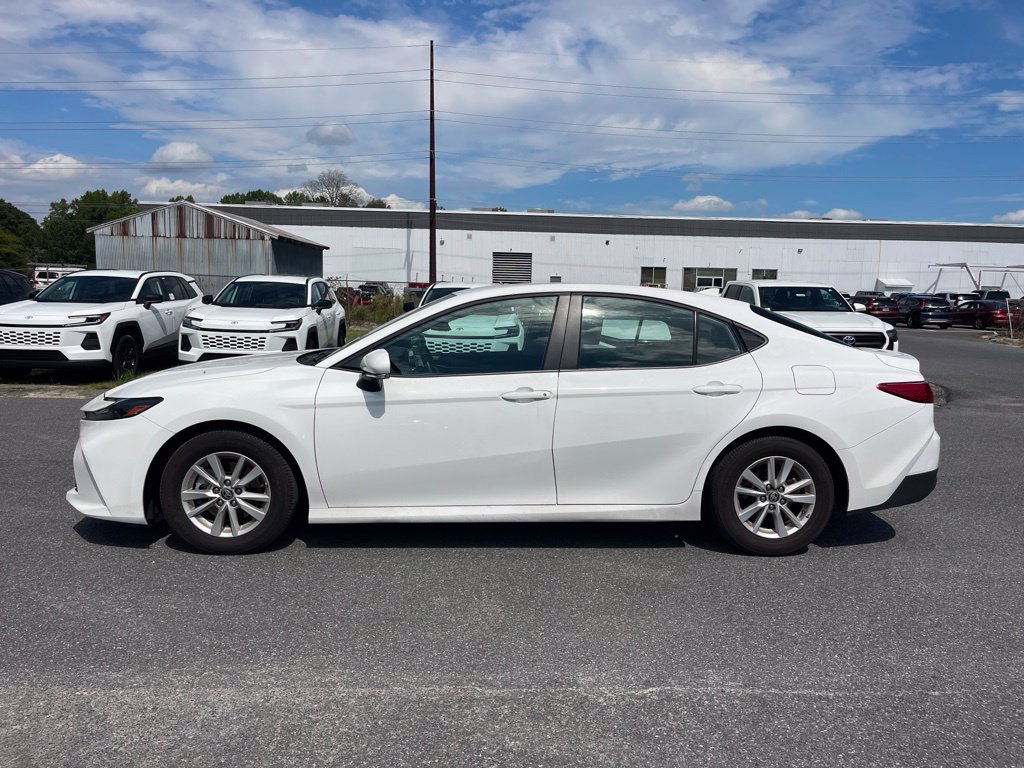 Used 2025 Toyota Camry LE FWD image 2