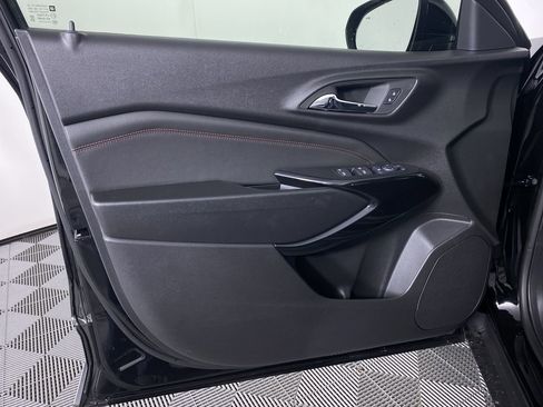 New 2026 Chevrolet Trax RS w/ Driver Confidence Package image 11