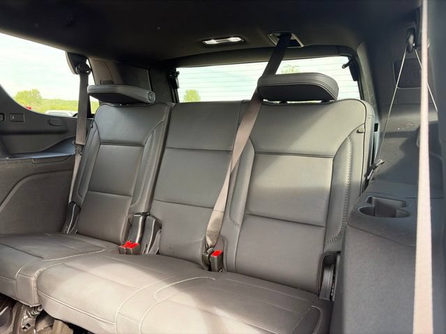 Used 2025 GMC Yukon Denali AWD/4WD image 37