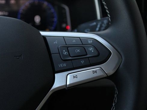 New 2025 Volkswagen Taos SEL image 12