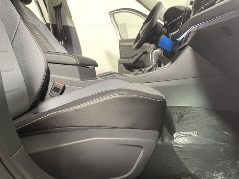 New 2026 Volkswagen Jetta SEL image 32