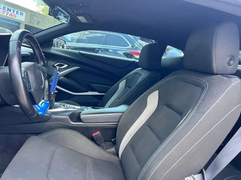 Used 2020 Chevrolet Camaro LS RWD image 12