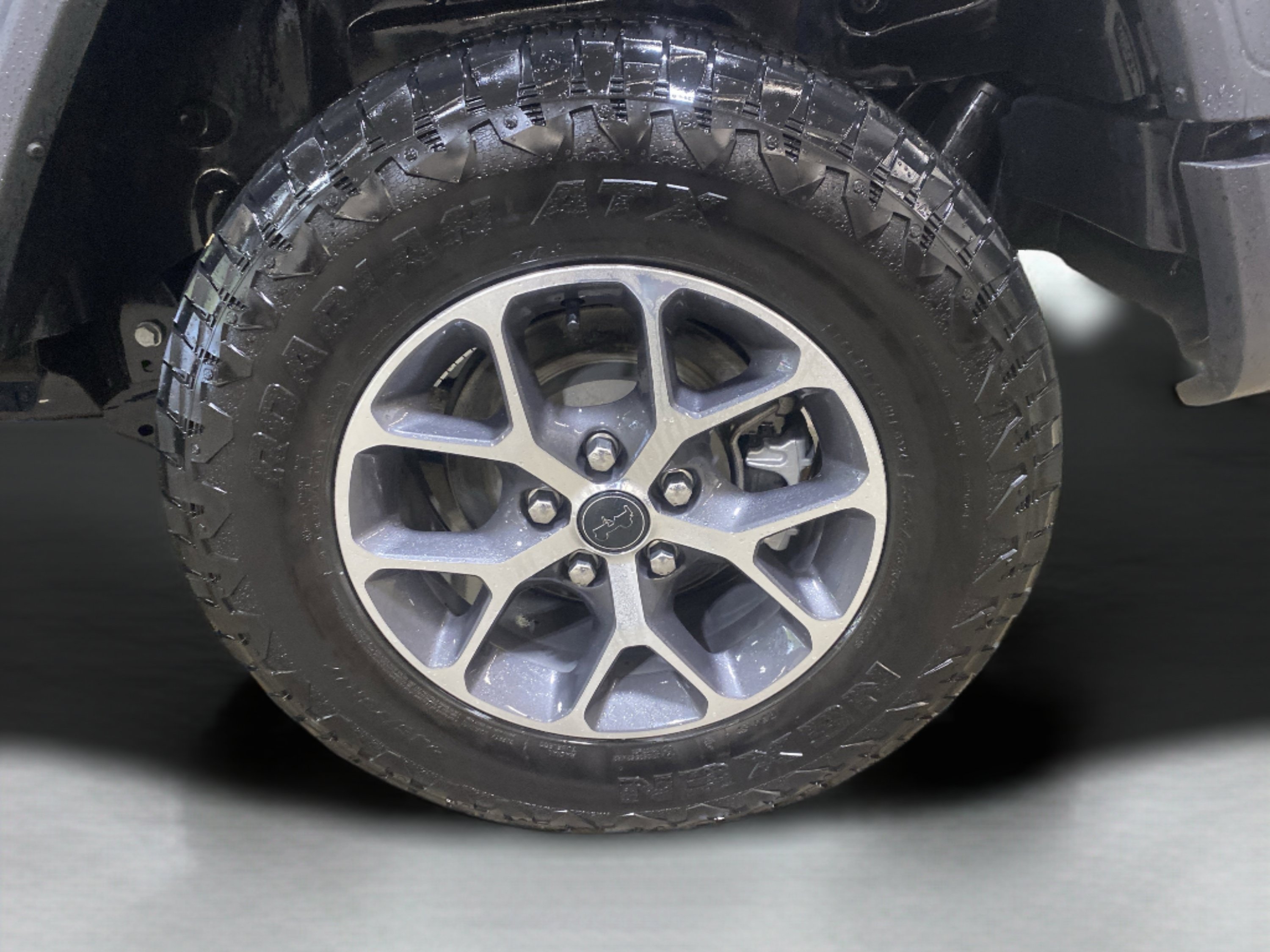 Used 2025 Jeep Wrangler Unlimited Sport AWD/4WD image 9